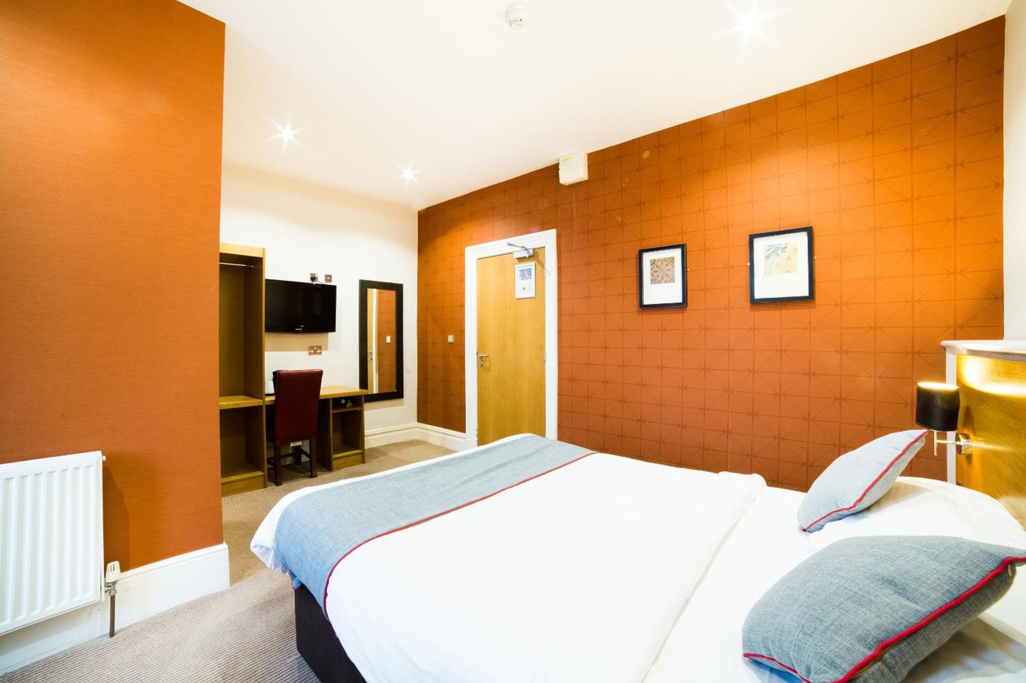 Oyo Imperial Hotel Barrow-in-Furness Exterior photo
