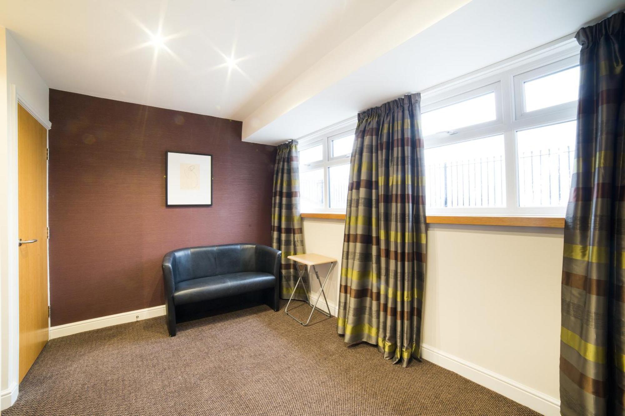 Oyo Imperial Hotel Barrow-in-Furness Exterior photo