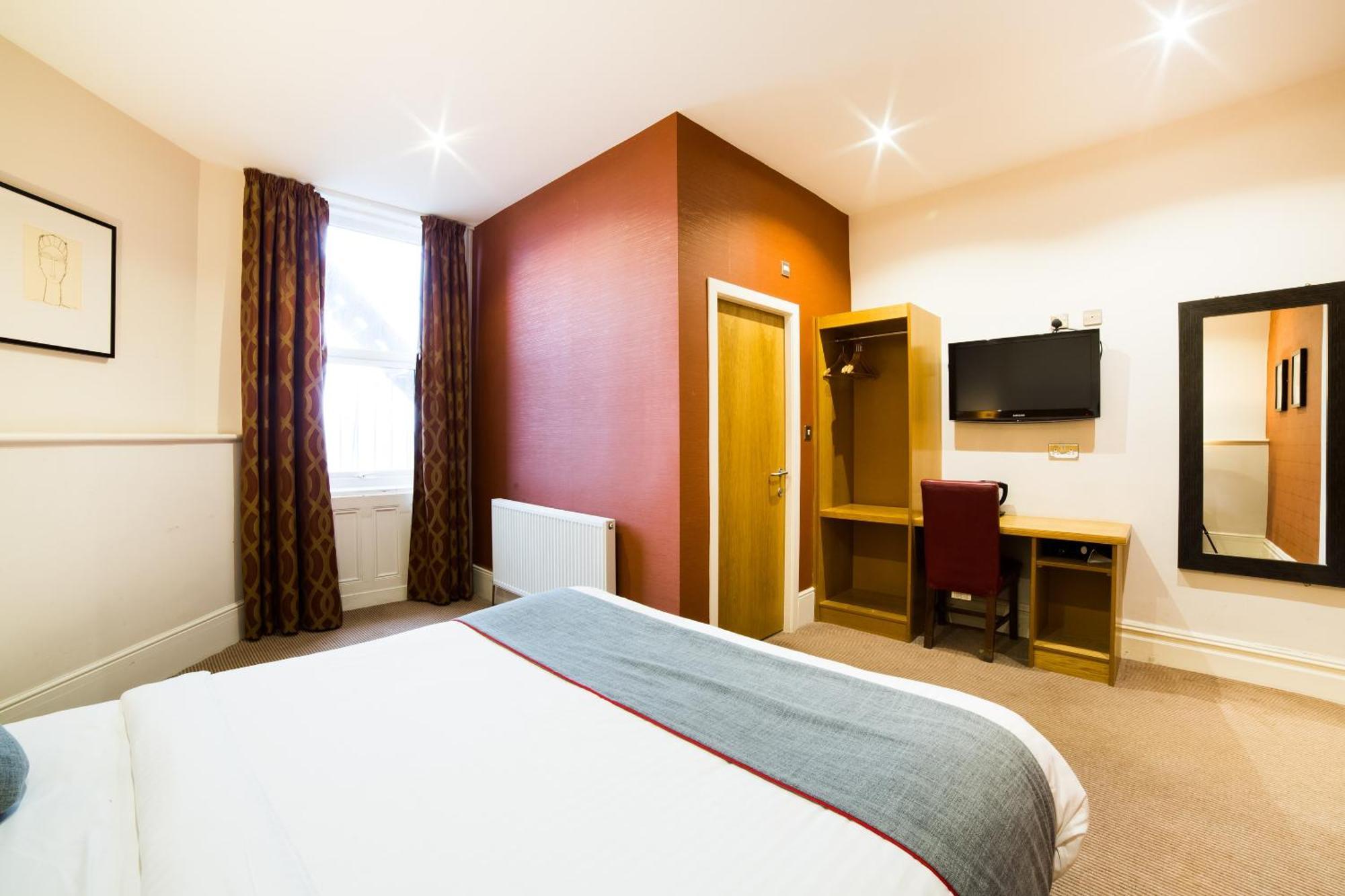 Oyo Imperial Hotel Barrow-in-Furness Exterior photo