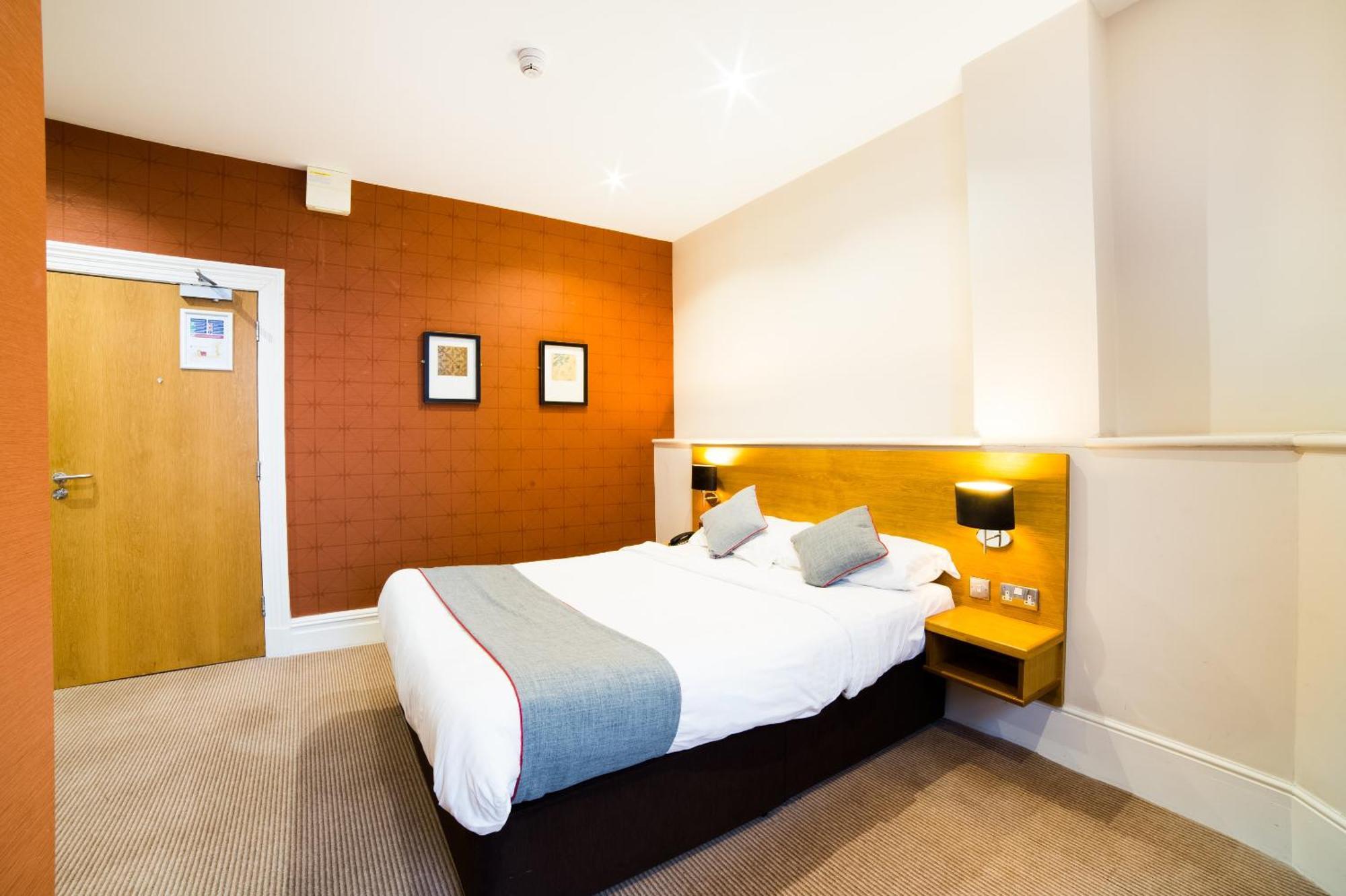 Oyo Imperial Hotel Barrow-in-Furness Exterior photo