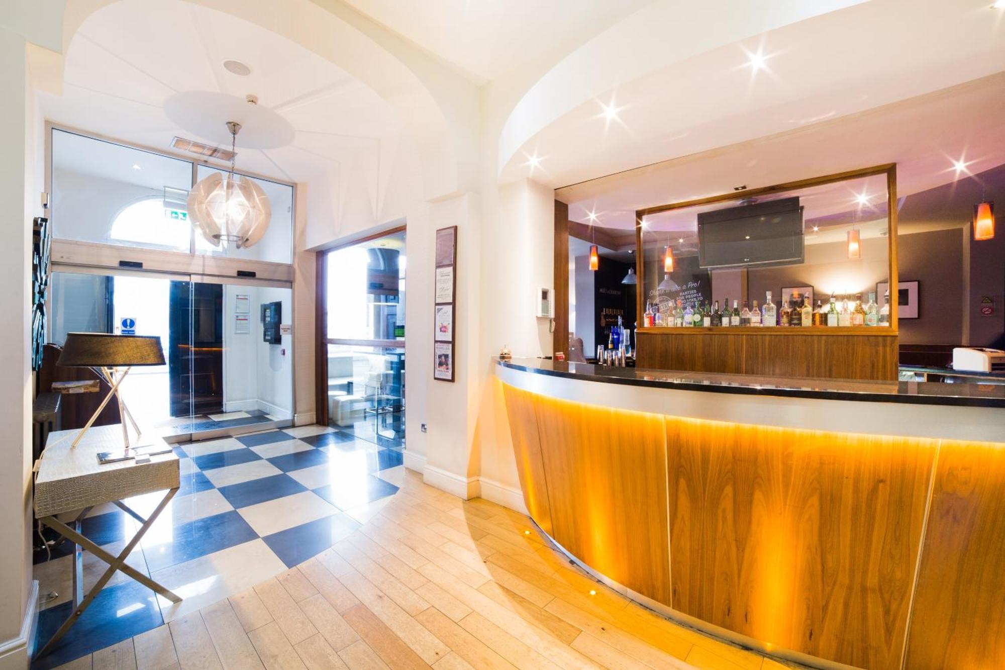 Oyo Imperial Hotel Barrow-in-Furness Exterior photo
